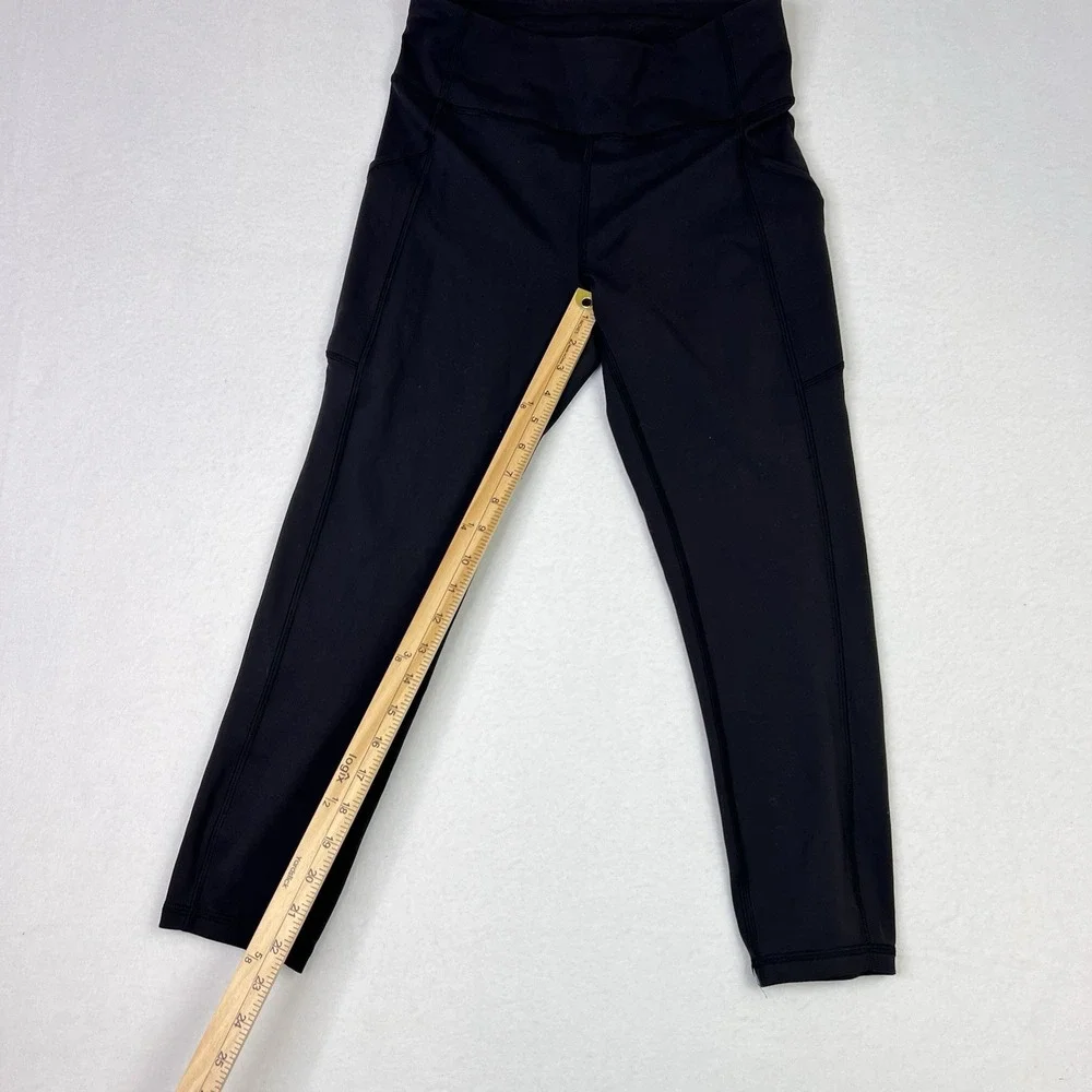 Lululemon Invigorate High-Rise Crop 23